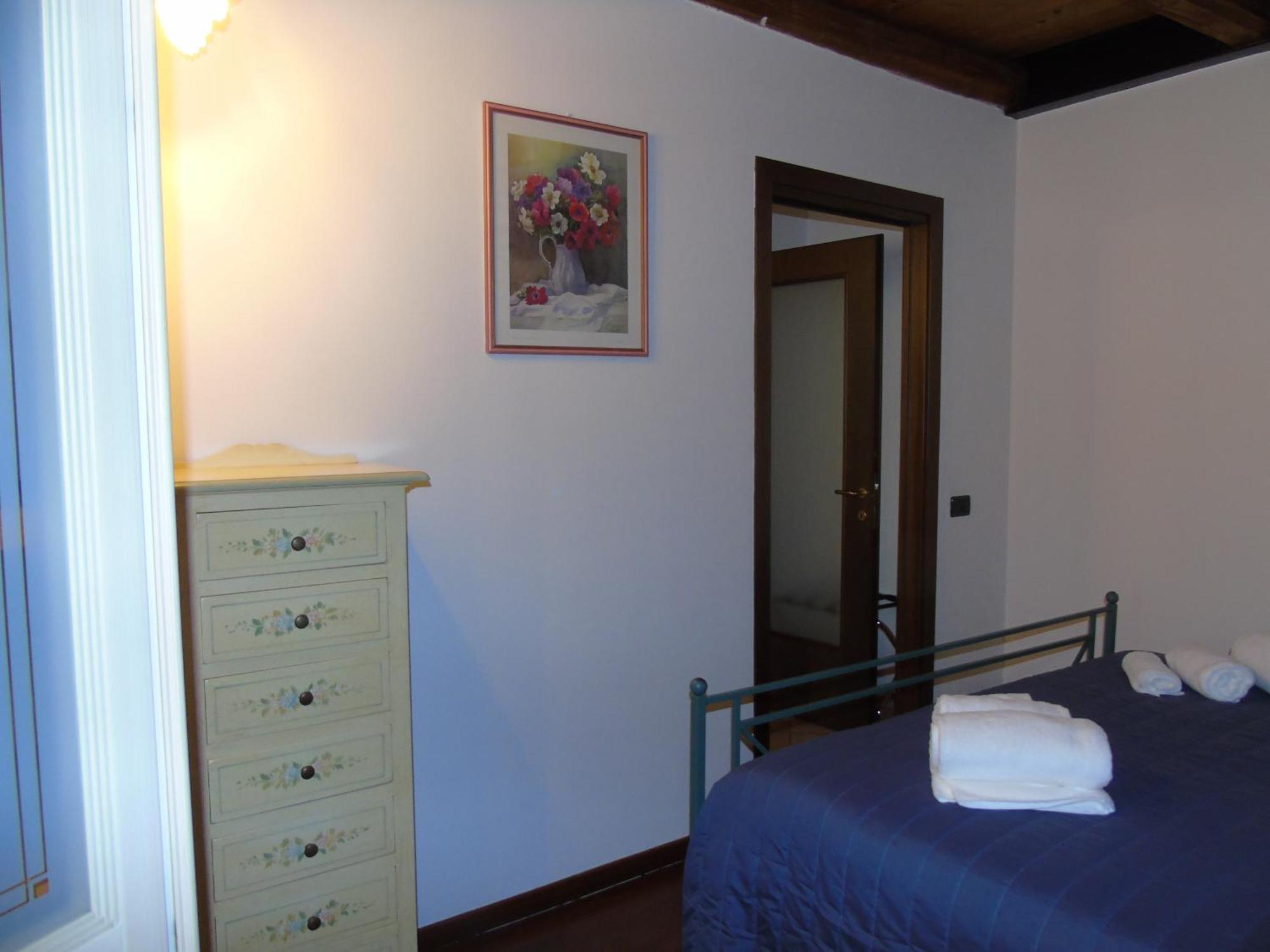 Tasi Apartaments Cento  Buitenkant foto