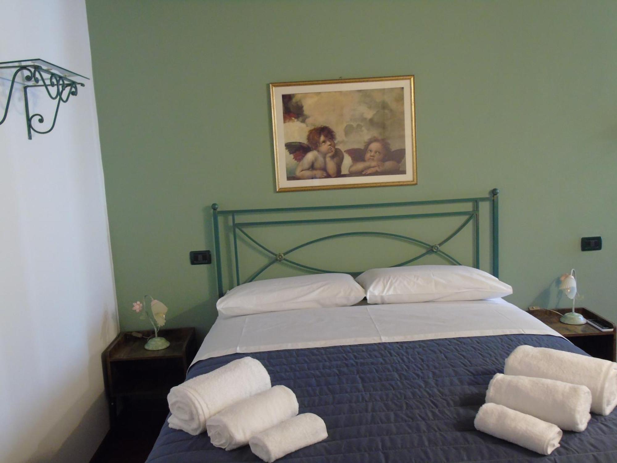 Tasi Apartaments Cento  Buitenkant foto